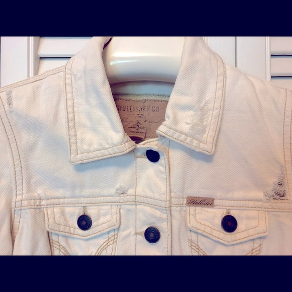 Hollister, women’s distressed denim jacket - Picture 2 of 7